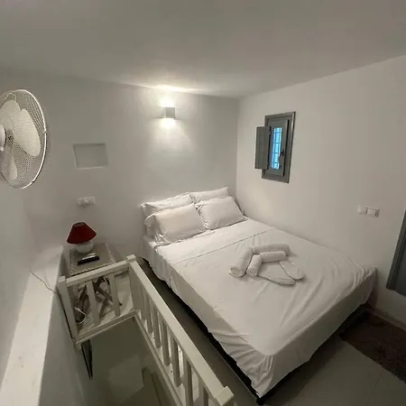 Nikolettas Central House Paros Buitenkant foto