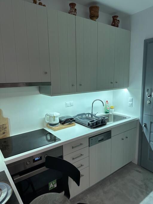 Nikolettas House Apartment